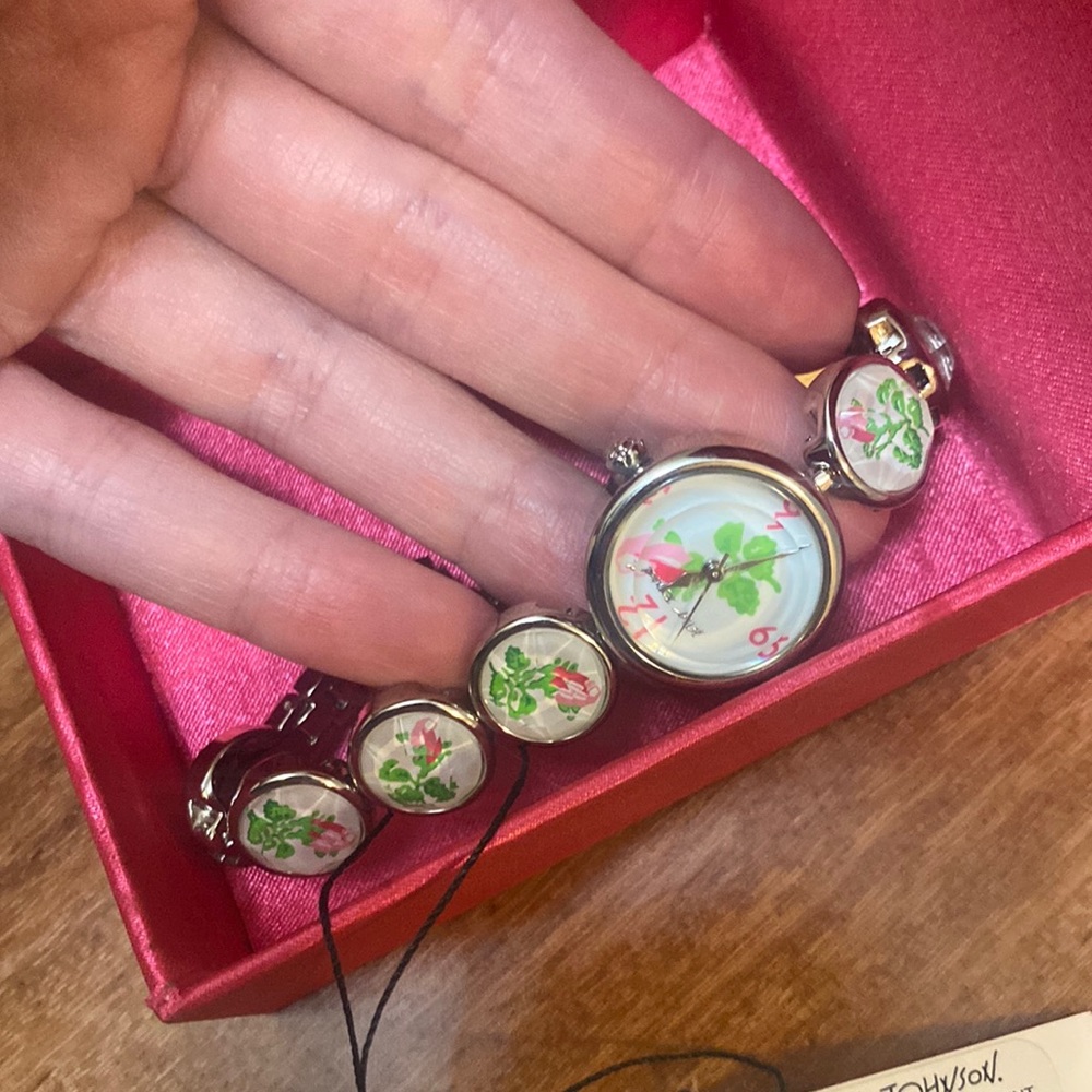 NWT Betsy Johnson watch